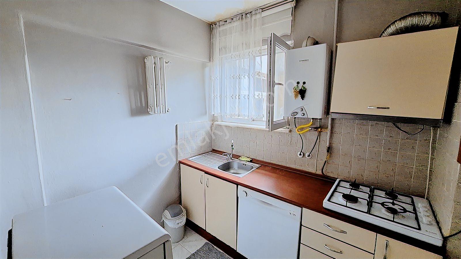 İzmit Merkezde Full Eşyalı 3+1 Arakat Kiralık Daire - Görsel 8