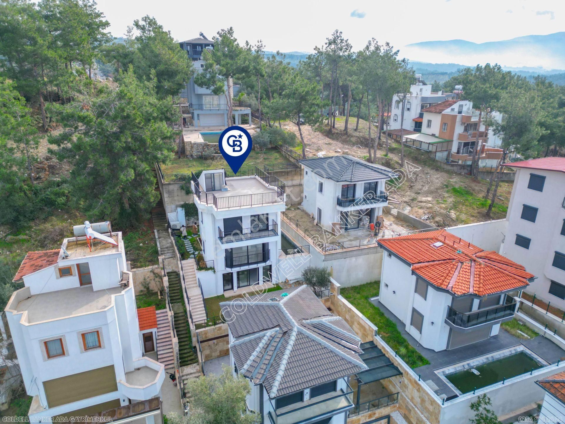 Soğucak Kuşadası’nda Satılık Deniz Manzaralı Özel Havuzlu 3+2 Tripleks Villa - Görsel 3