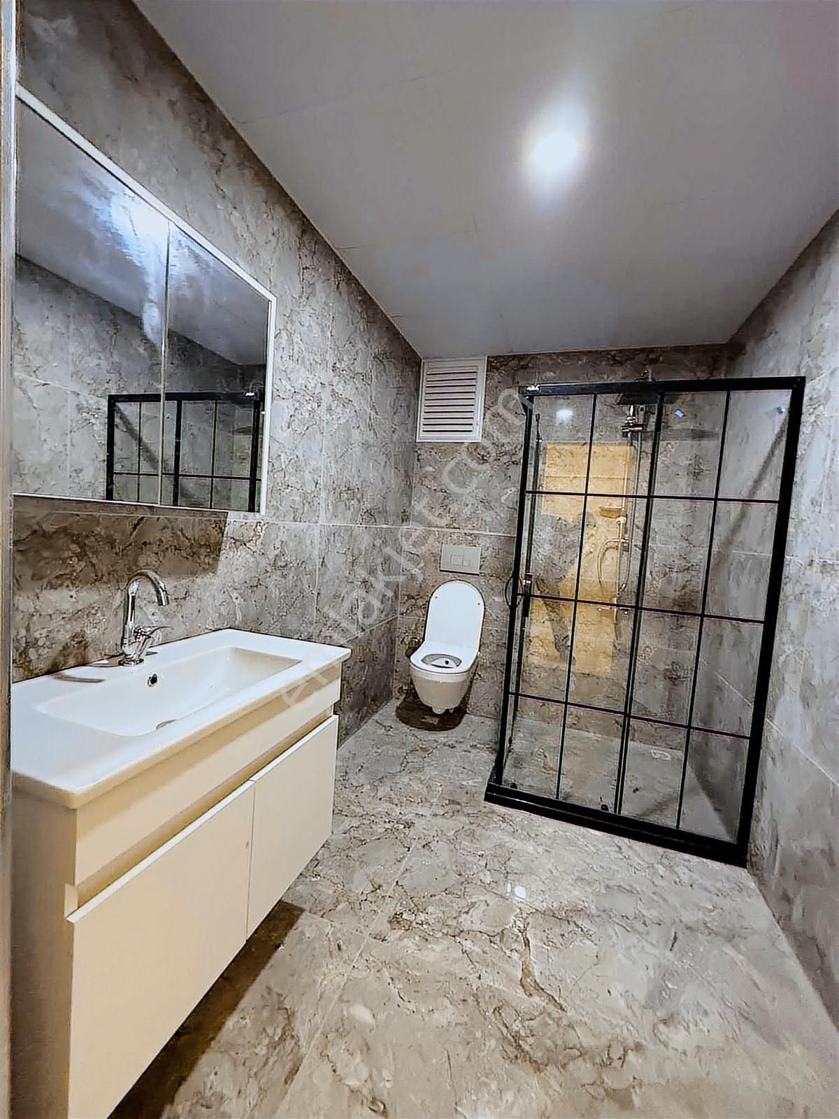 Gökdelenler Bölgesinde Deniz Manzaralı Lüks 3+1 Daire - Görsel 18