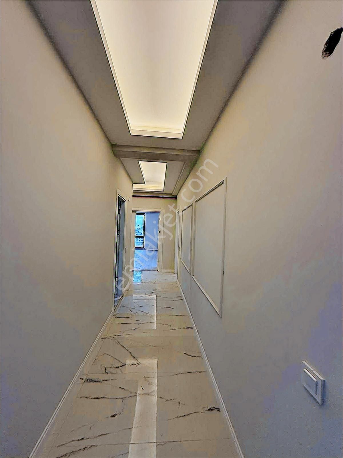 Gökdelenler Bölgesinde Deniz Manzaralı Lüks 3+1 Daire - Görsel 16