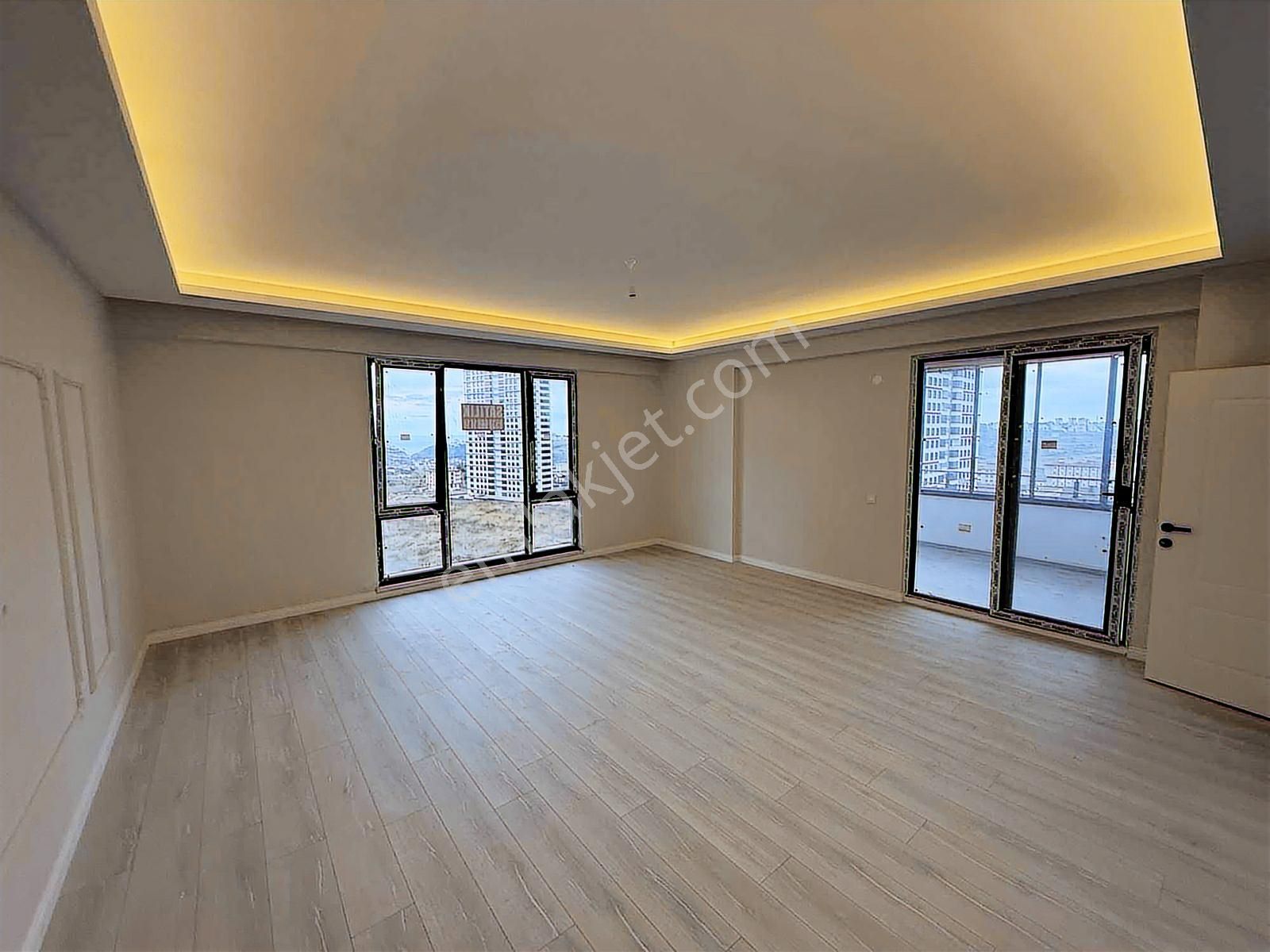 Gökdelenler Bölgesinde Deniz Manzaralı Lüks 3+1 Daire - Görsel 32