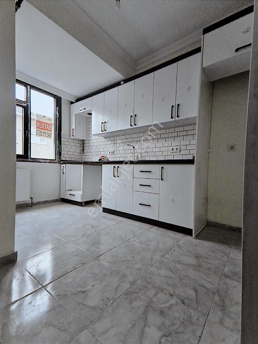 Battalgazi Mahallesi'nde, 3+1,115m2 Arakat Daire - Görsel 9