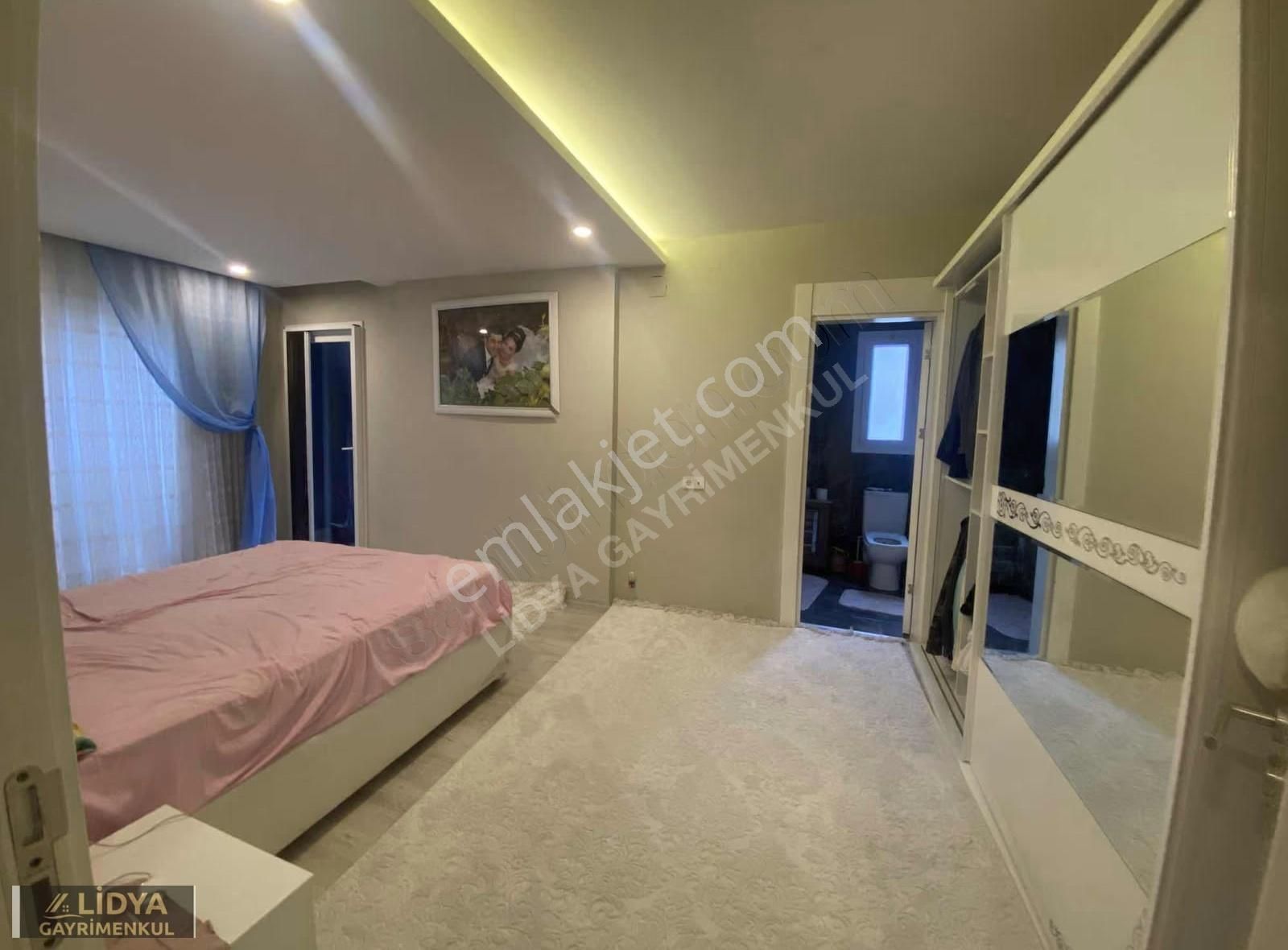 Satılık Lüks Geniş 3+1 - Görsel 2