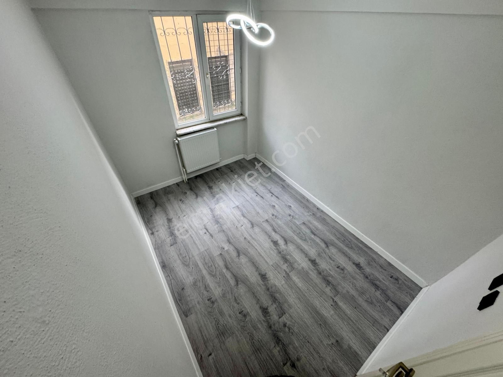 🏡 Referans'tan Akçay'da Denize Yakın Ön Cephe Giriş Kat 2+1 Daire - Görsel 14