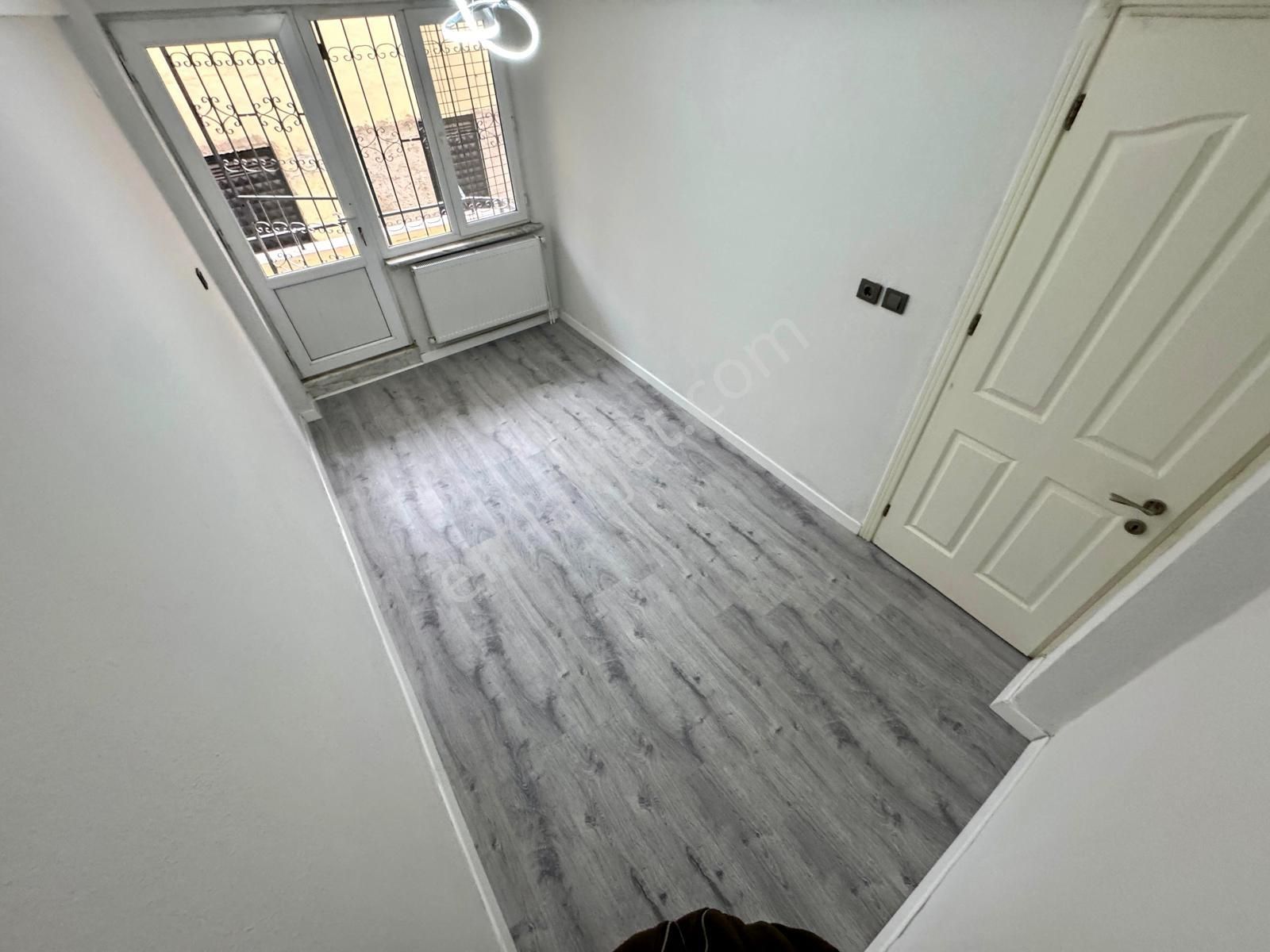 🏡 Referans'tan Akçay'da Denize Yakın Ön Cephe Giriş Kat 2+1 Daire - Görsel 3