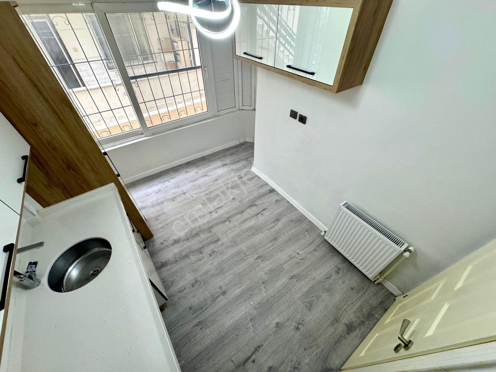 🏡 Referans'tan Akçay'da Denize Yakın Ön Cephe Giriş Kat 2+1 Daire - Görsel 8