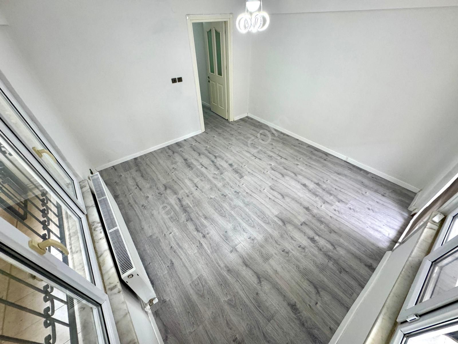 🏡 Referans'tan Akçay'da Denize Yakın Ön Cephe Giriş Kat 2+1 Daire - Görsel 9