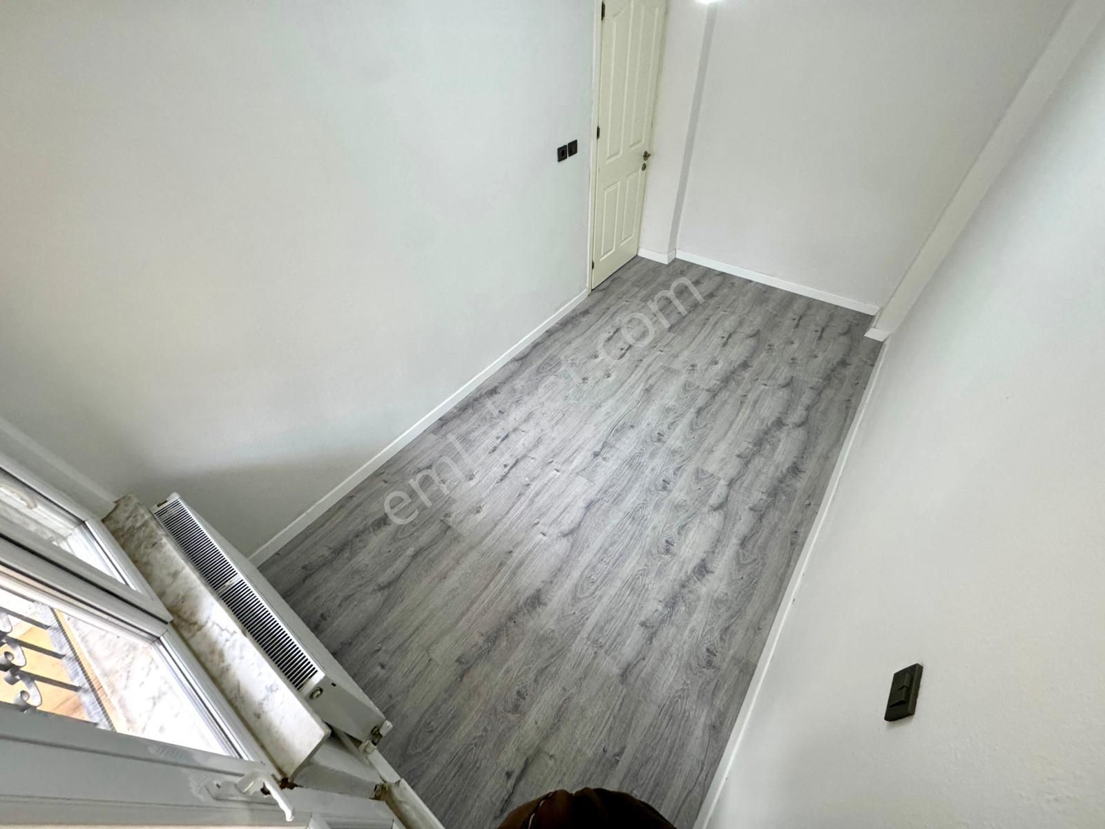 🏡 Referans'tan Akçay'da Denize Yakın Ön Cephe Giriş Kat 2+1 Daire - Görsel 24