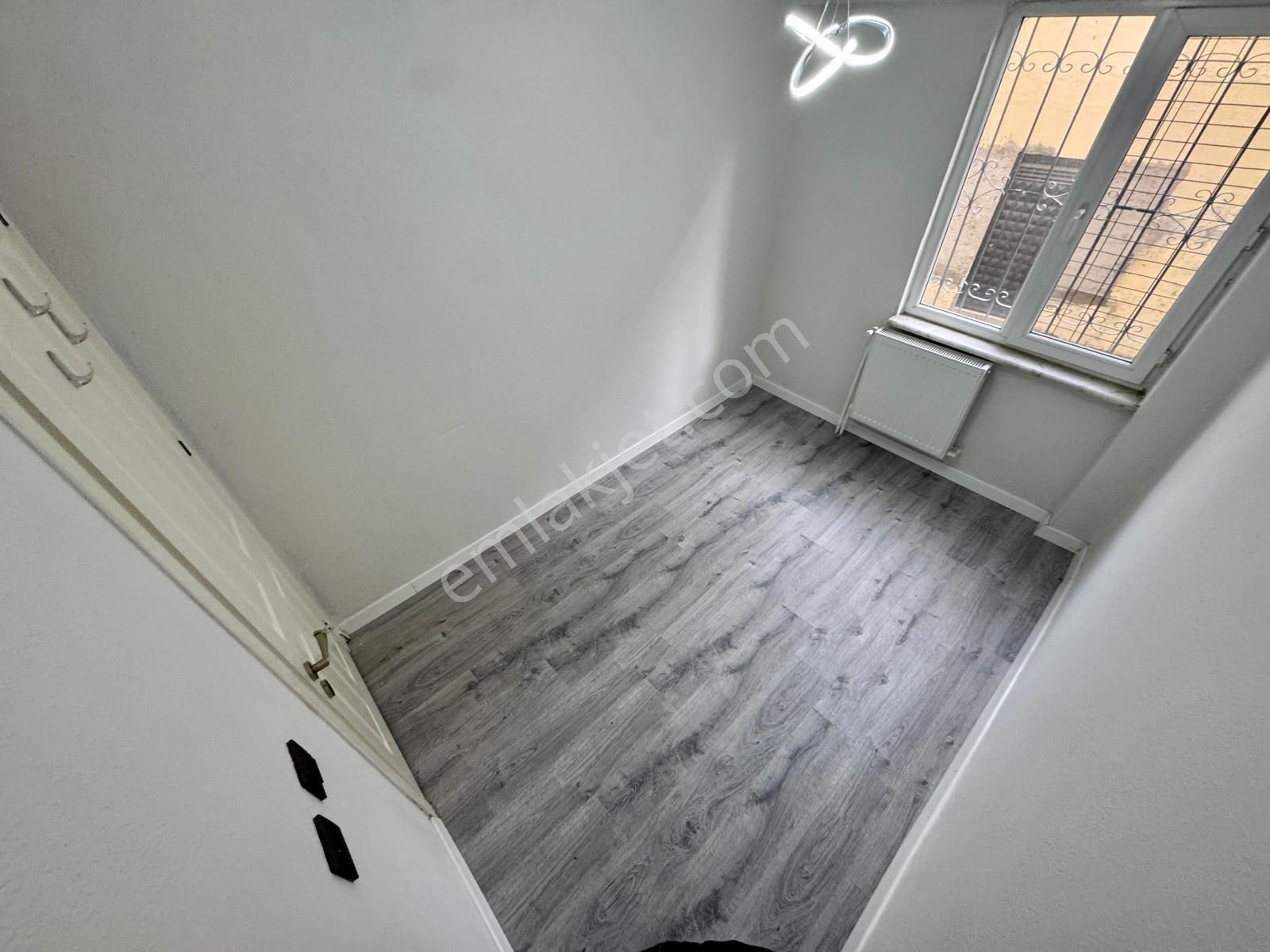 🏡 Referans'tan Akçay'da Denize Yakın Ön Cephe Giriş Kat 2+1 Daire - Görsel 28