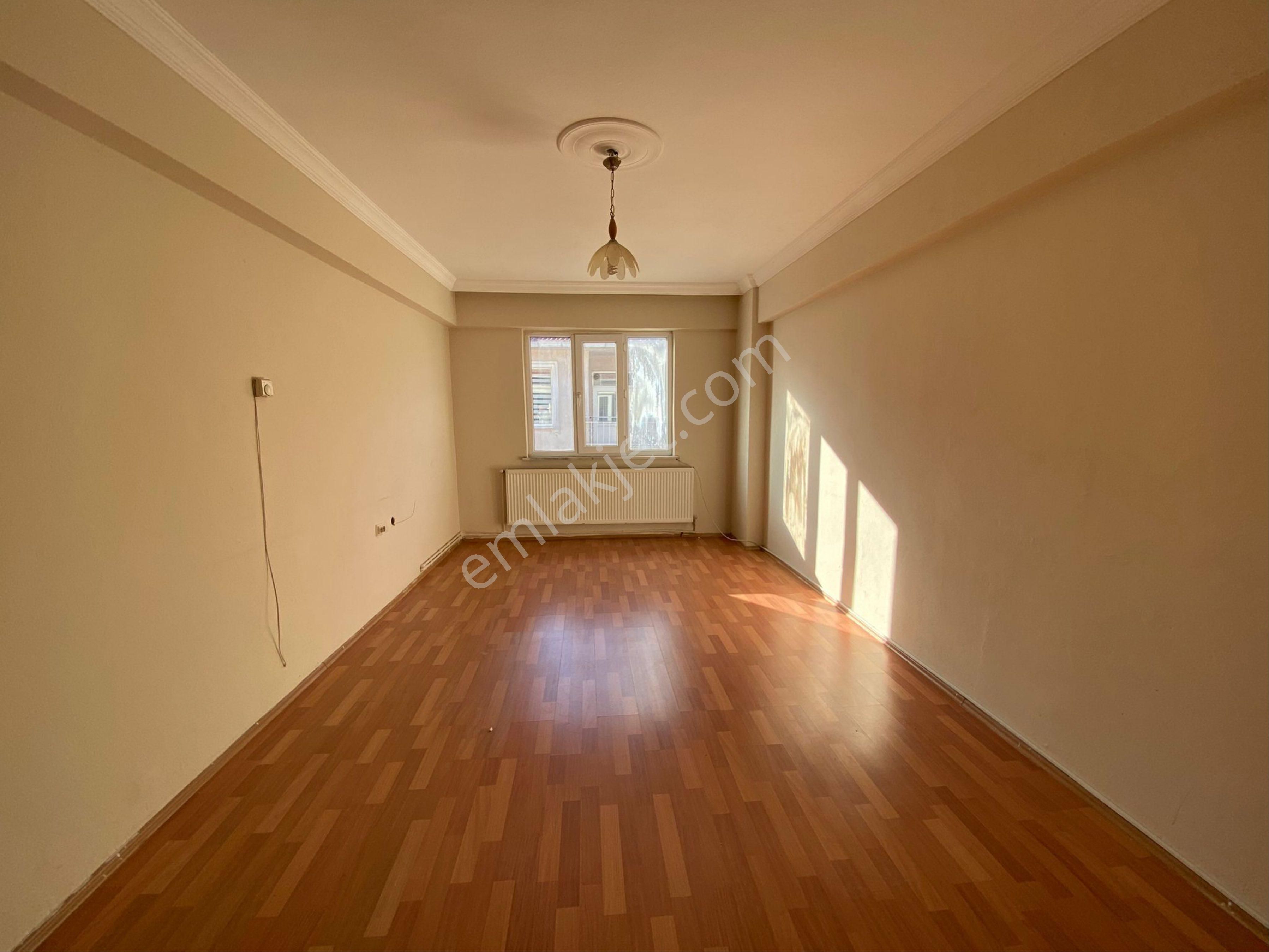 Çorlu Reşadiyede 3+1 - 130m2 Satılık Daire - Görsel 11