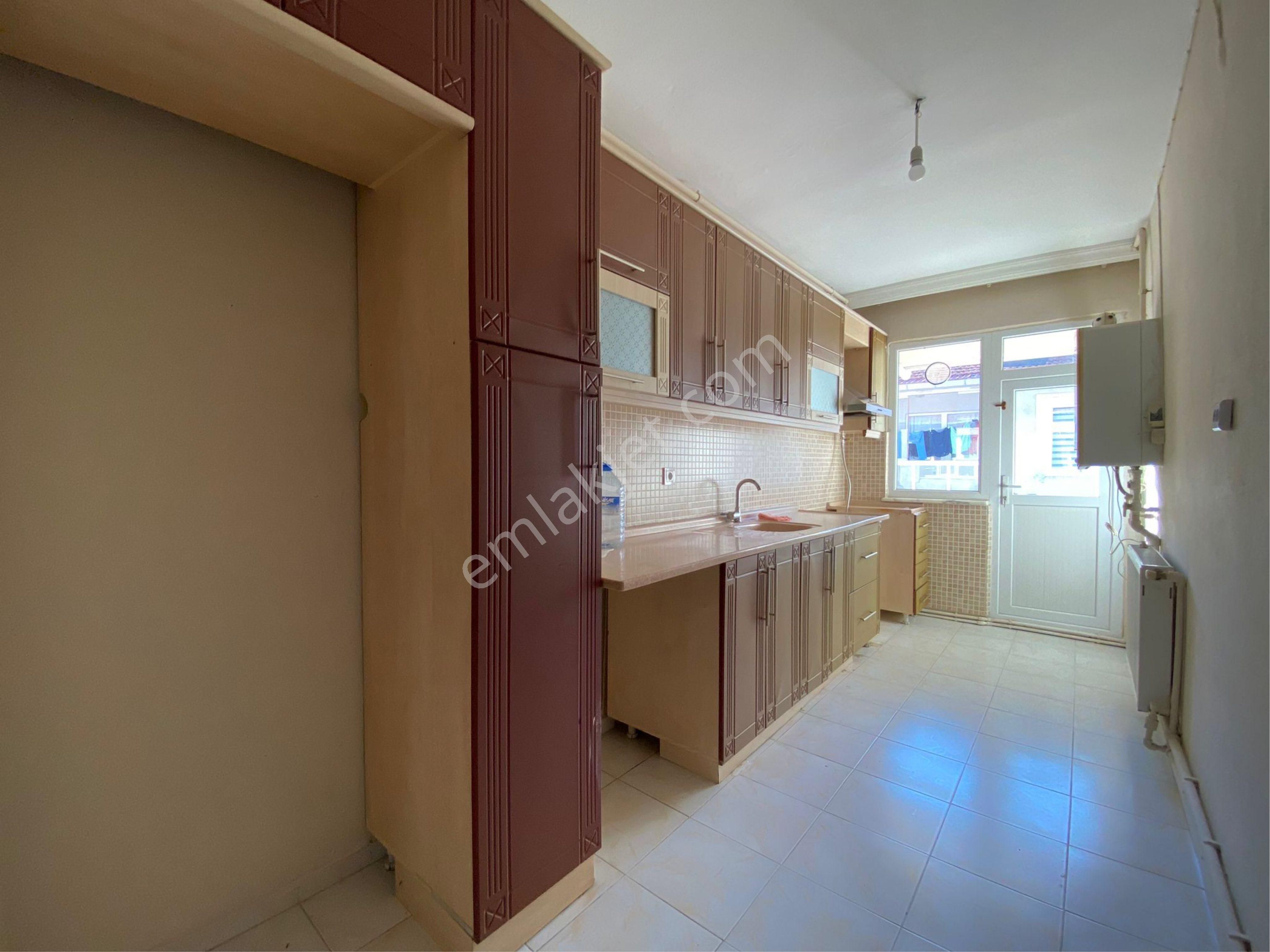 Çorlu Reşadiyede 3+1 - 130m2 Satılık Daire - Görsel 4