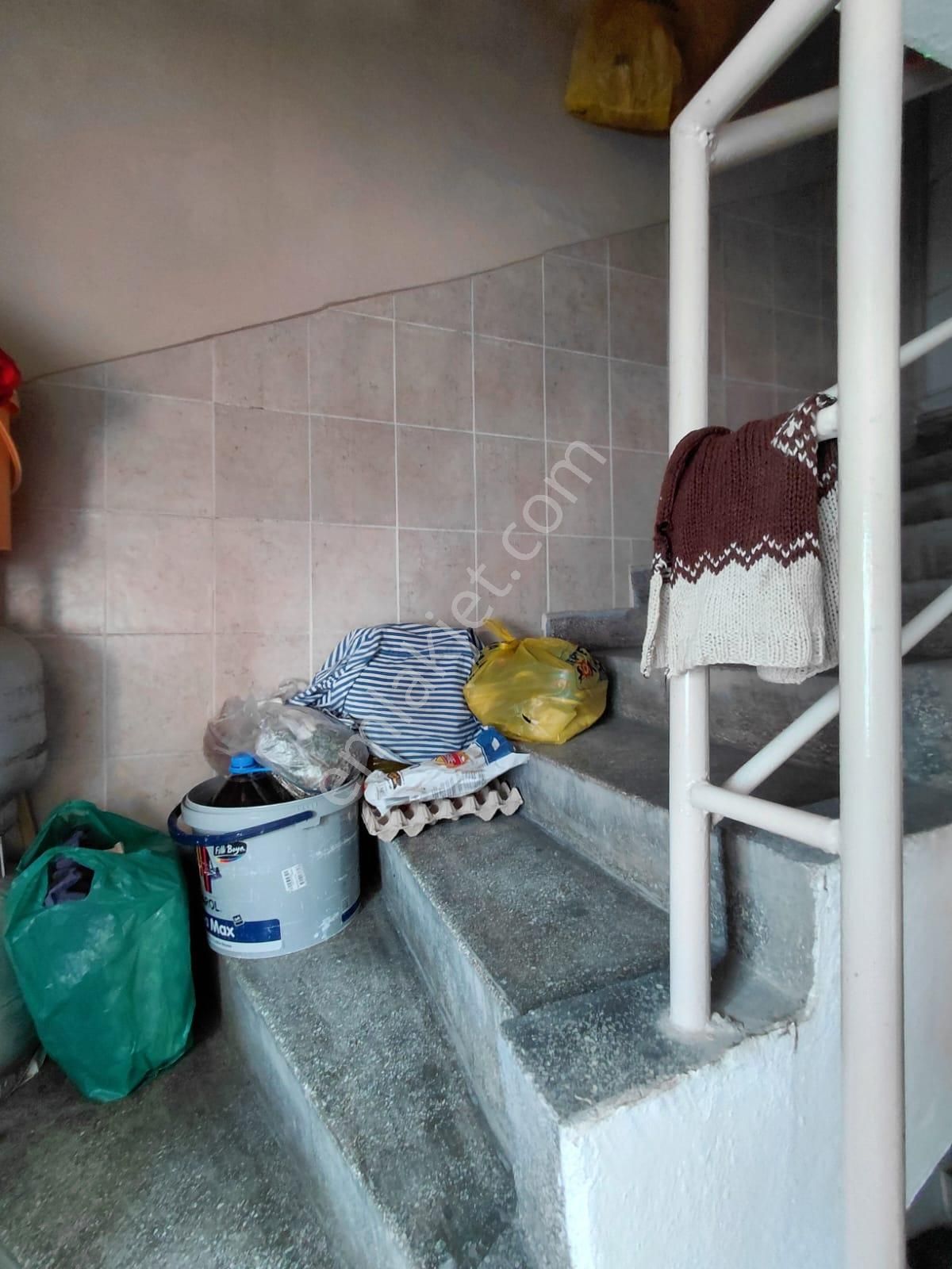 Polat Caddesi Yakını 3+1 Doğalgaz Kapıda 2 Katlı Müstakil - Görsel 33