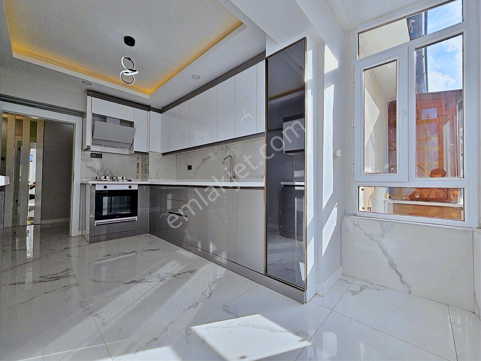 Elvan'da A Life Has. Yakını 3+1 Katta Ful Yapılı Ön Cephe Daire - Görsel 8