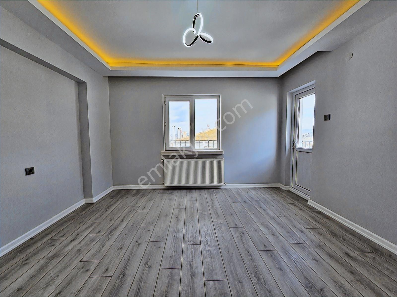 Elvan'da A Life Has. Yakını 3+1 Katta Ful Yapılı Ön Cephe Daire - Görsel 12