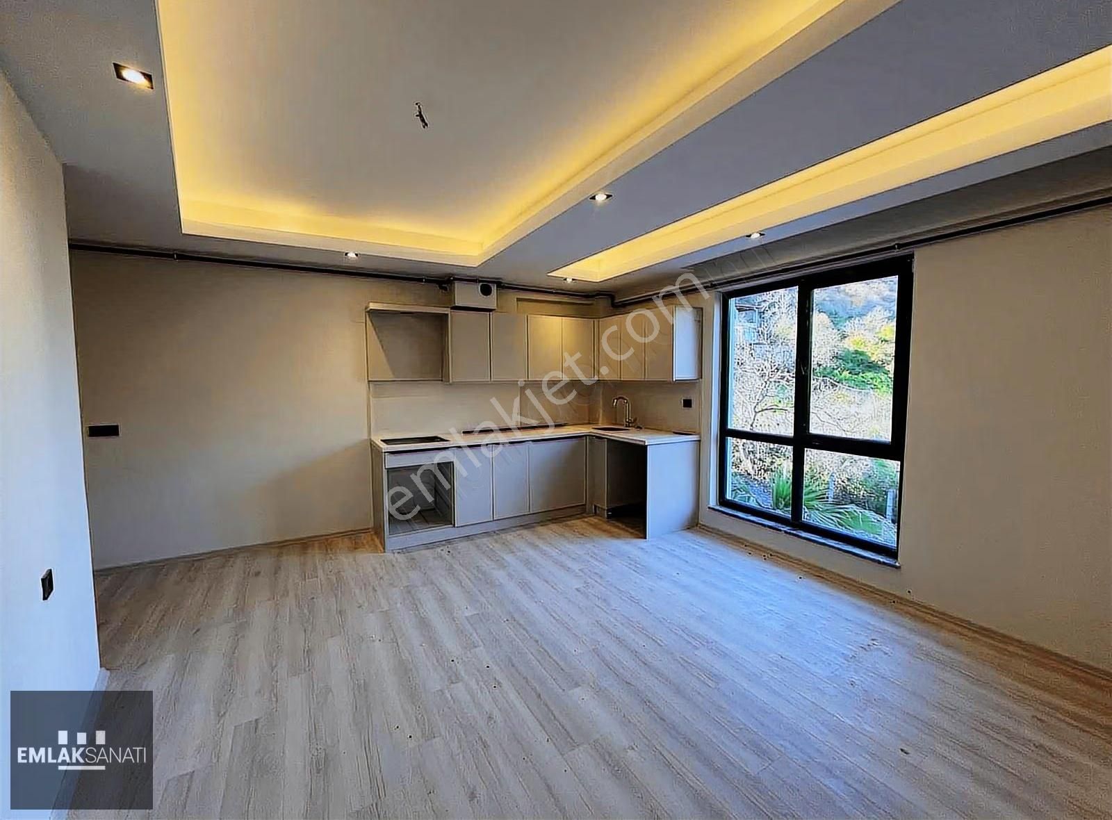 Çakırlar | Orman | 3+1 Havuzlu Site 1. Sınıf Kalite Cam Balkon - Görsel 18