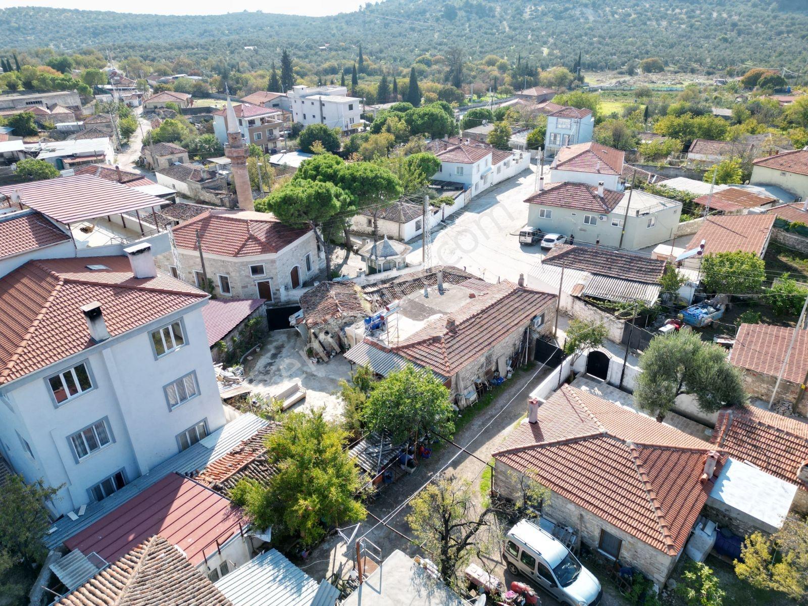 Ayvalık Mutlu Köy'de Müştemilatlı Satılık Müstakil Ev Ve Arsa - Görsel 17