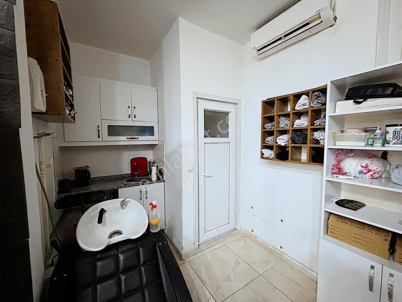 Mehmet Akif'te Satılık 50 M2 Düz Giriş Dükkan Caddeye Çok Yakın - Görsel 8