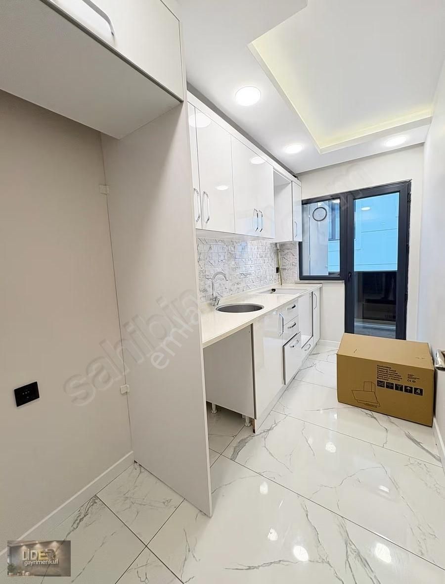 Lider'den Küçükyalı'da Merkezi Konumda Balkonlu 80m² Sıfır 2+1! - Görsel 11