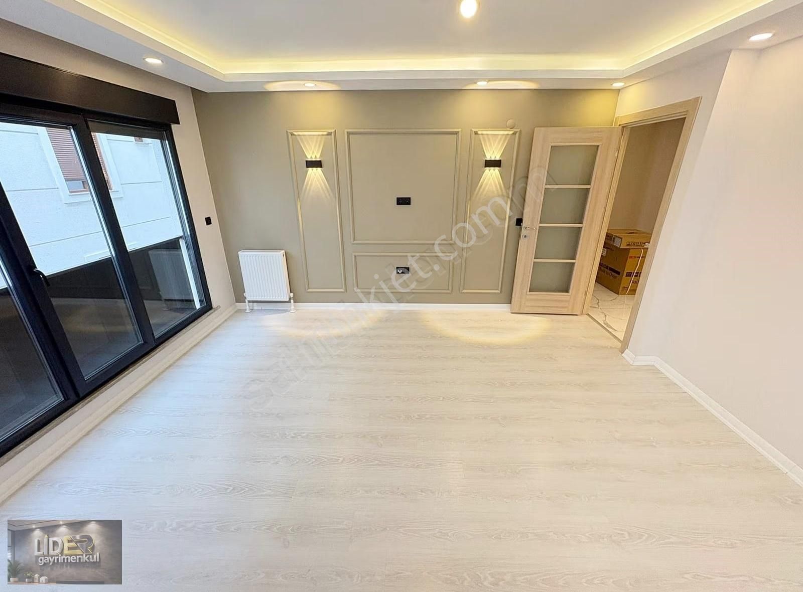 Lider'den Küçükyalı'da Merkezi Konumda Balkonlu 80m² Sıfır 2+1! - Görsel 21