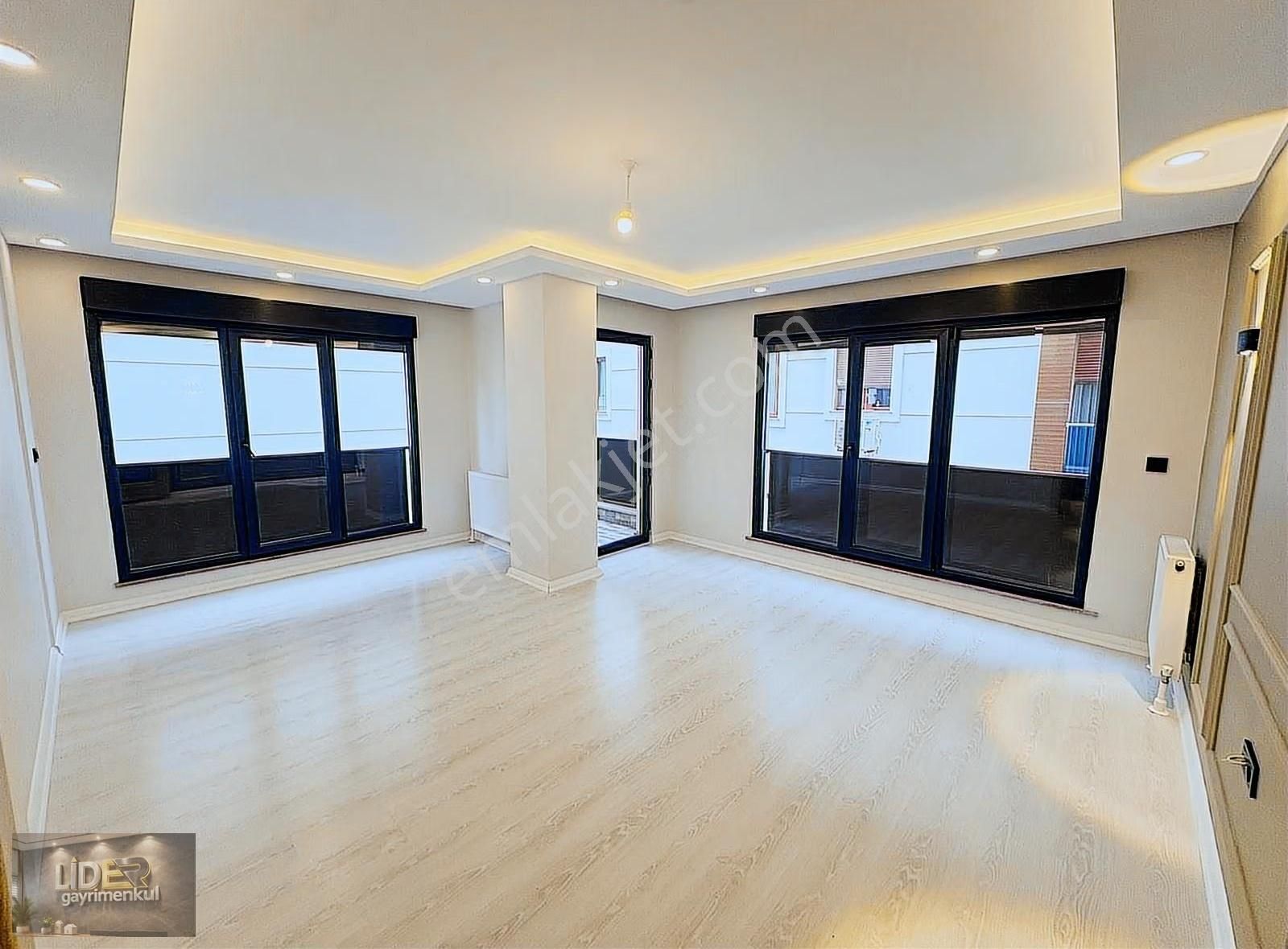 Lider'den Küçükyalı'da Merkezi Konumda Balkonlu 80m² Sıfır 2+1! - Görsel 28