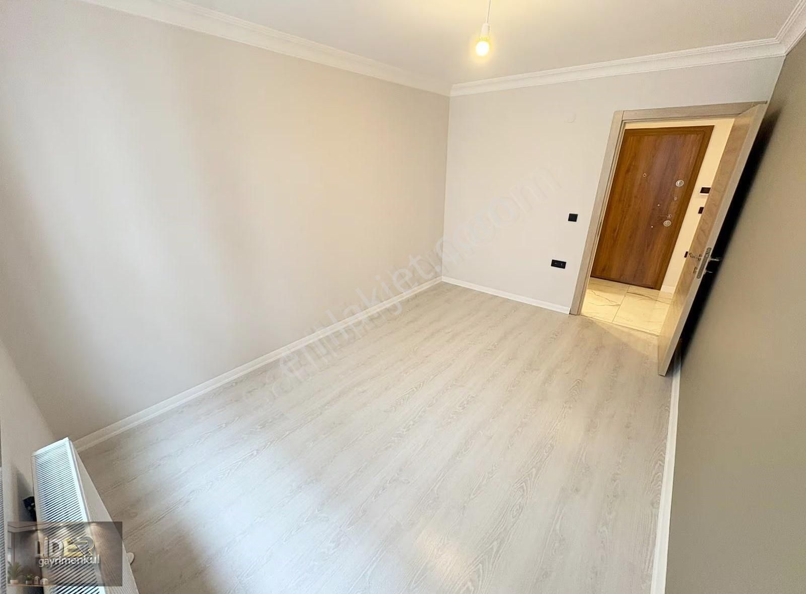 Lider'den Küçükyalı'da Merkezi Konumda Balkonlu 80m² Sıfır 2+1! - Görsel 4