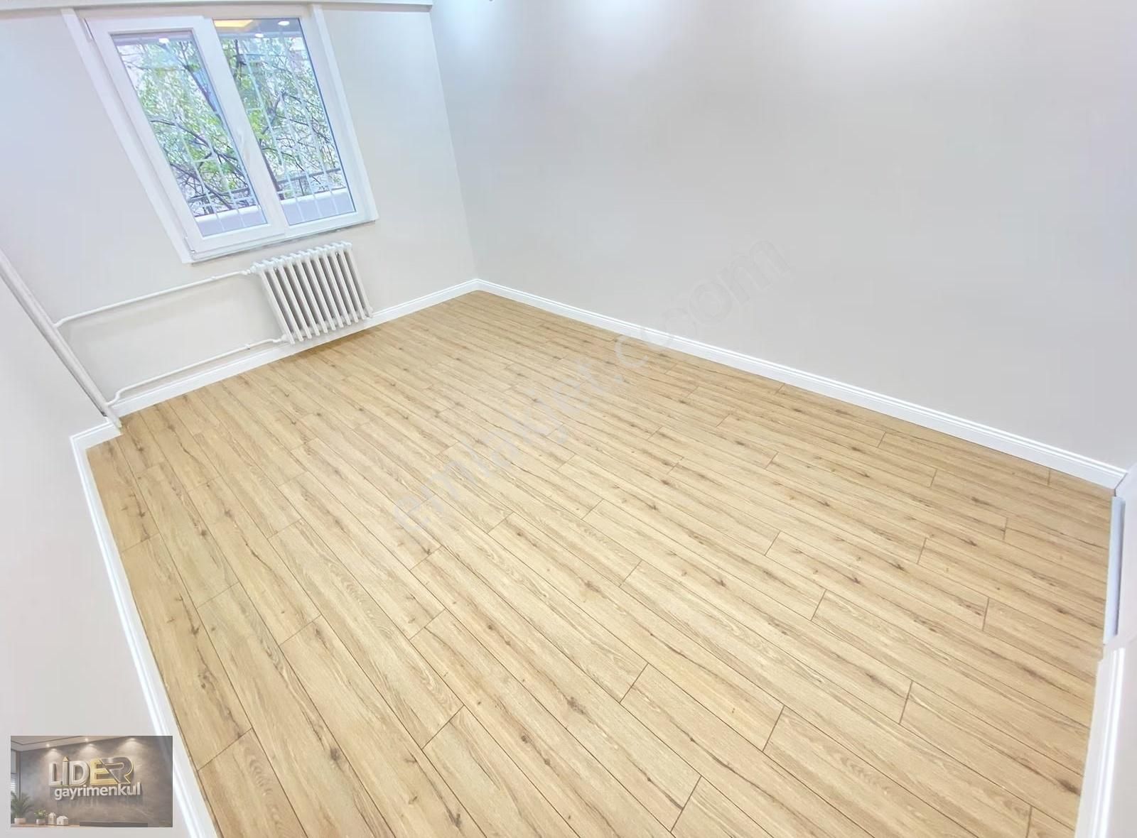 Lider'den Çamlık'ta A'dan Z'ye Yenilenmiş Çift Balkonlu 60m2 1+1 - Görsel 14
