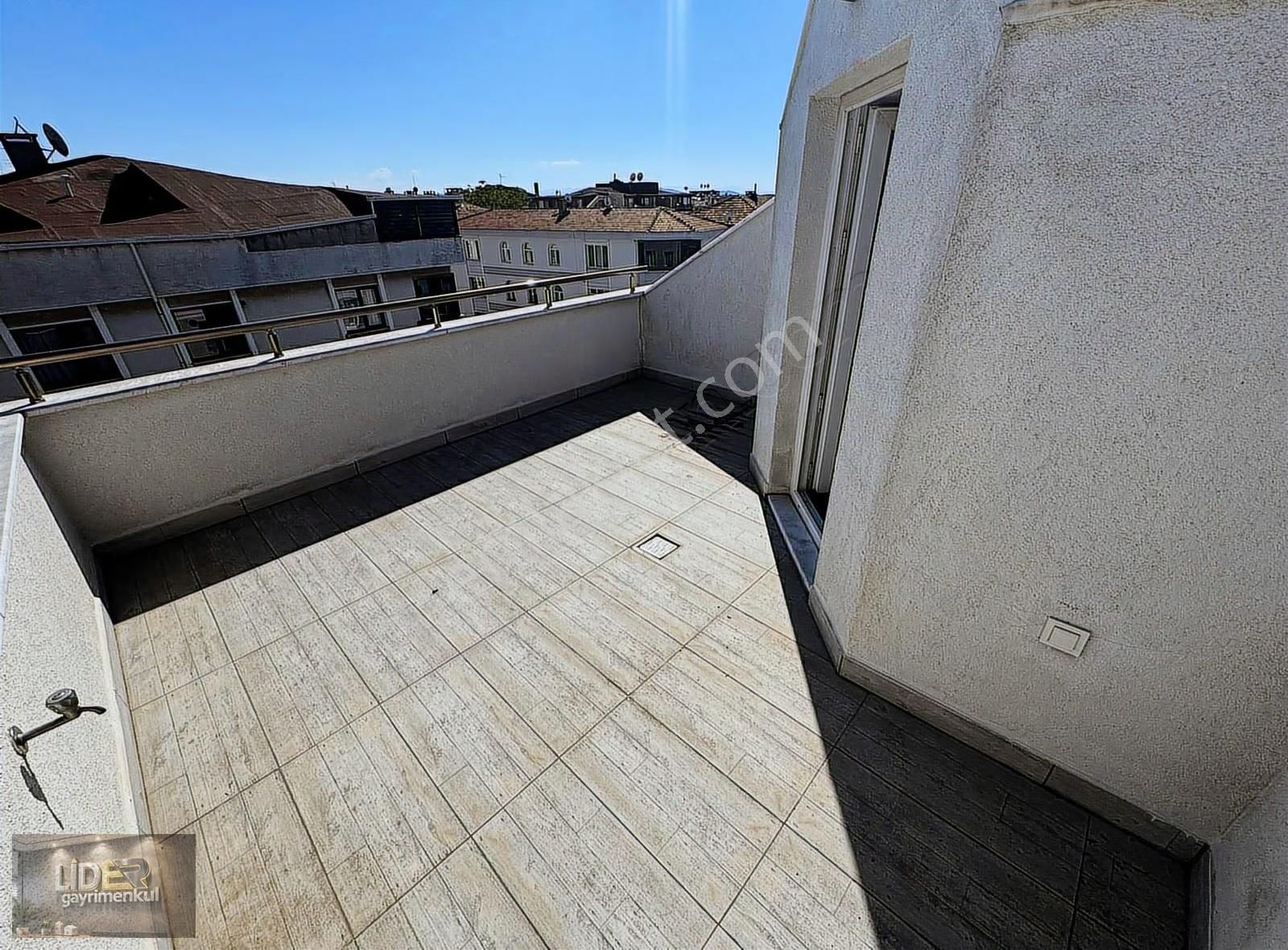 Lider'den İdealtepe Sahil'de Ön Köşe Deniz Manzaralı 4+1 Dubleks - Görsel 9