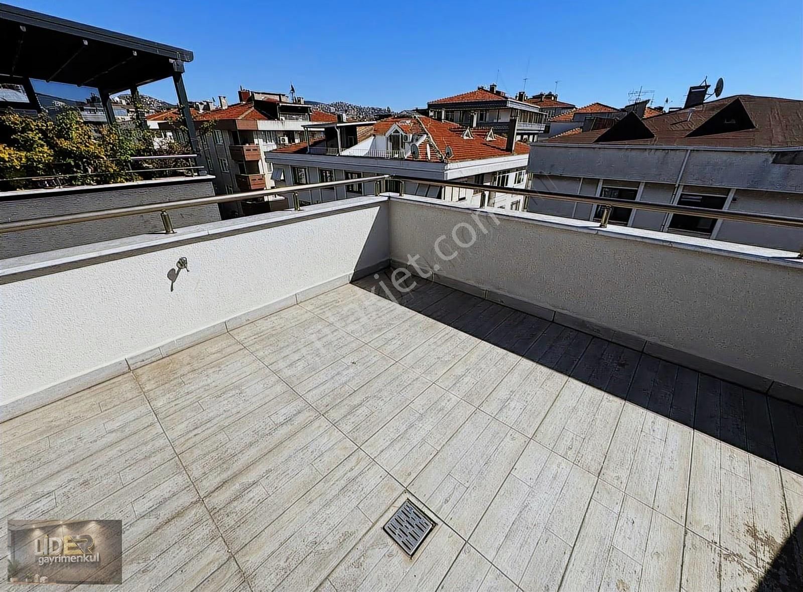 Lider'den İdealtepe Sahil'de Ön Köşe Deniz Manzaralı 4+1 Dubleks - Görsel 8