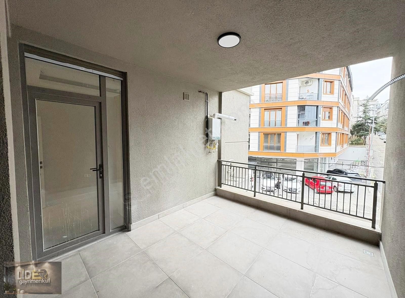 Lider'den İdealtepe Işıklarda Ön Cephe Balkonlu 2.kat 103m² 2+1 - Görsel 15