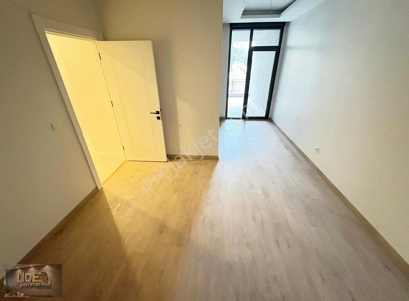 Lider'den İdealtepe Işıklarda Ön Cephe Balkonlu 2.kat 103m² 2+1 - Görsel 6