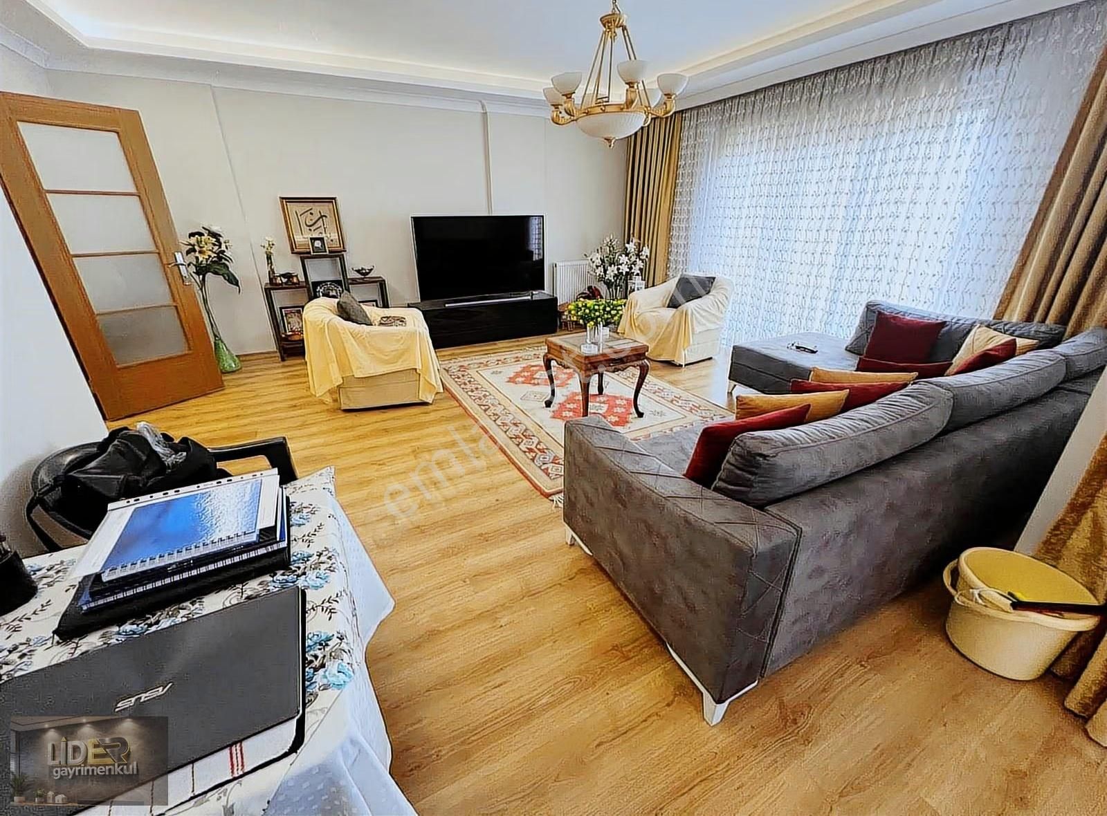 Lider'den İdealtepe'de 50.yıl Korusuna Komşu Ön Cephe 115m² 3+1 - Görsel 9