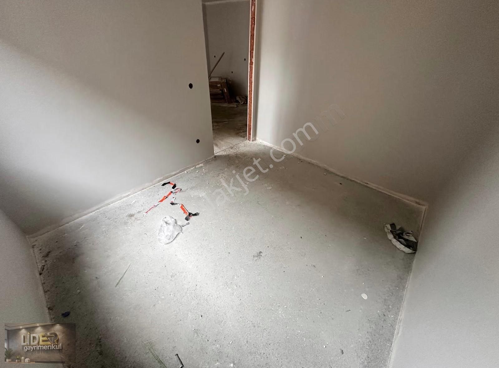 Lider'den Küçükyalı Ulaşıma Yakın Sıfır Ara Kat Ferah Lüks 1+1 - Görsel 17