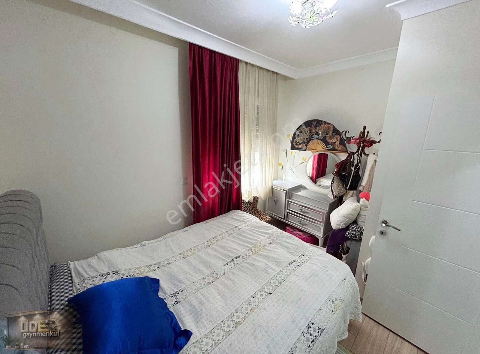 Lider'den Marmaray'a Yakın 4.katta Geniş Lüks Ferah 2+1 - Görsel 12