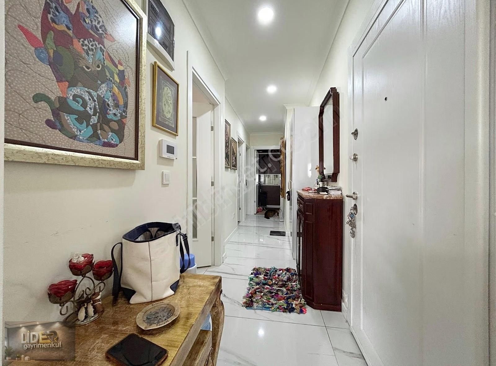 Lider'den Marmaray'a Yakın 4.katta Geniş Lüks Ferah 2+1 - Görsel 29