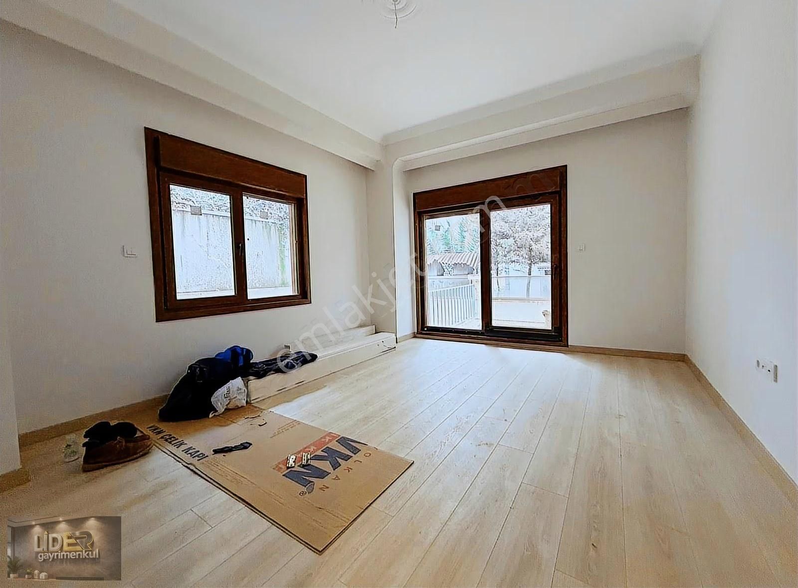 Lider'de İdealtepe Özel Bahçe Kullanımlı Ayrı Mutfaklı Sıfır 1+1 - Görsel 12