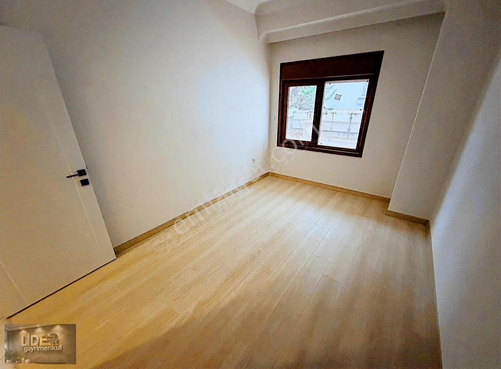 Lider'de İdealtepe Özel Bahçe Kullanımlı Ayrı Mutfaklı Sıfır 1+1 - Görsel 9