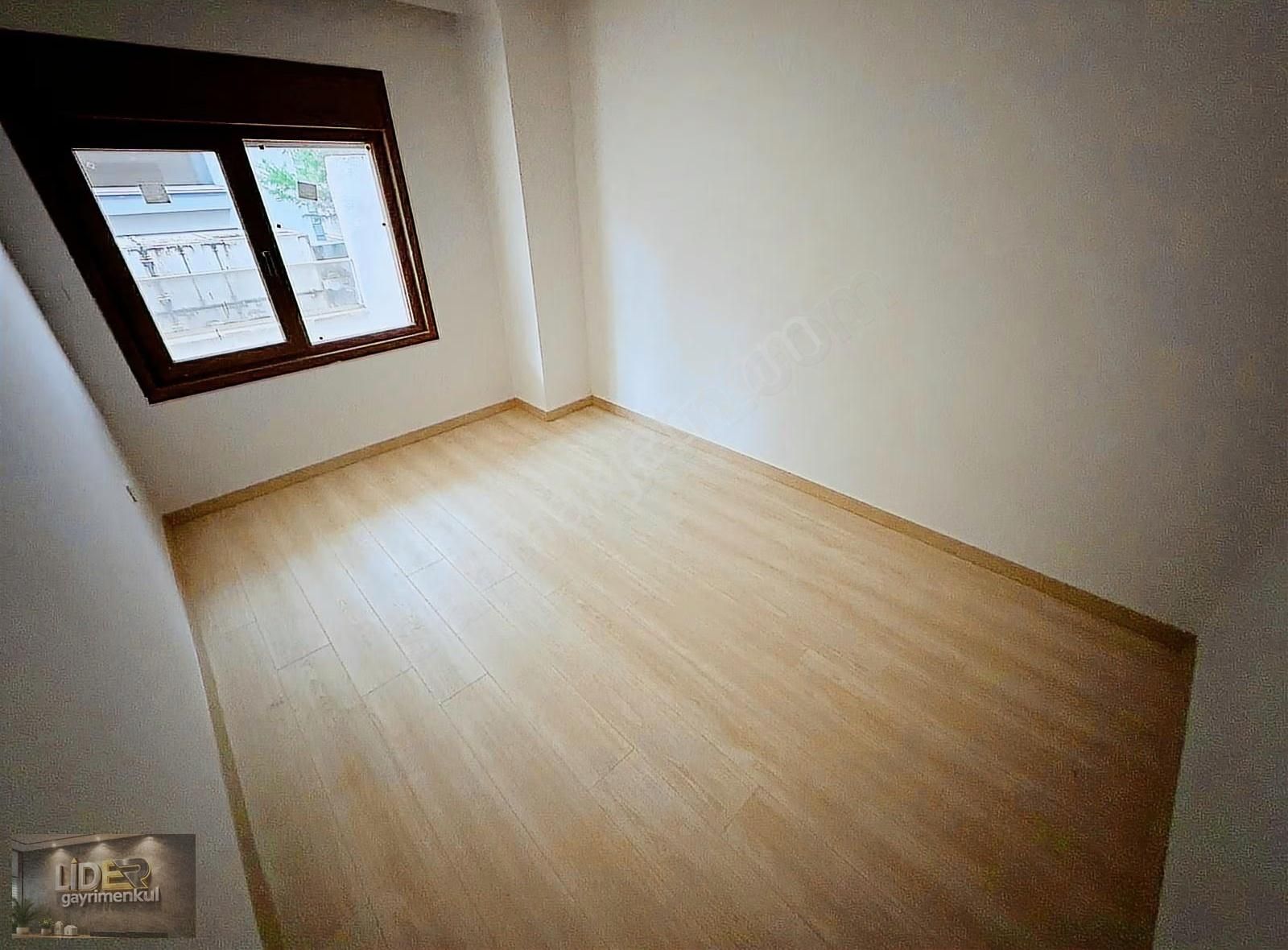 Lider'de İdealtepe Özel Bahçe Kullanımlı Ayrı Mutfaklı Sıfır 1+1 - Görsel 3