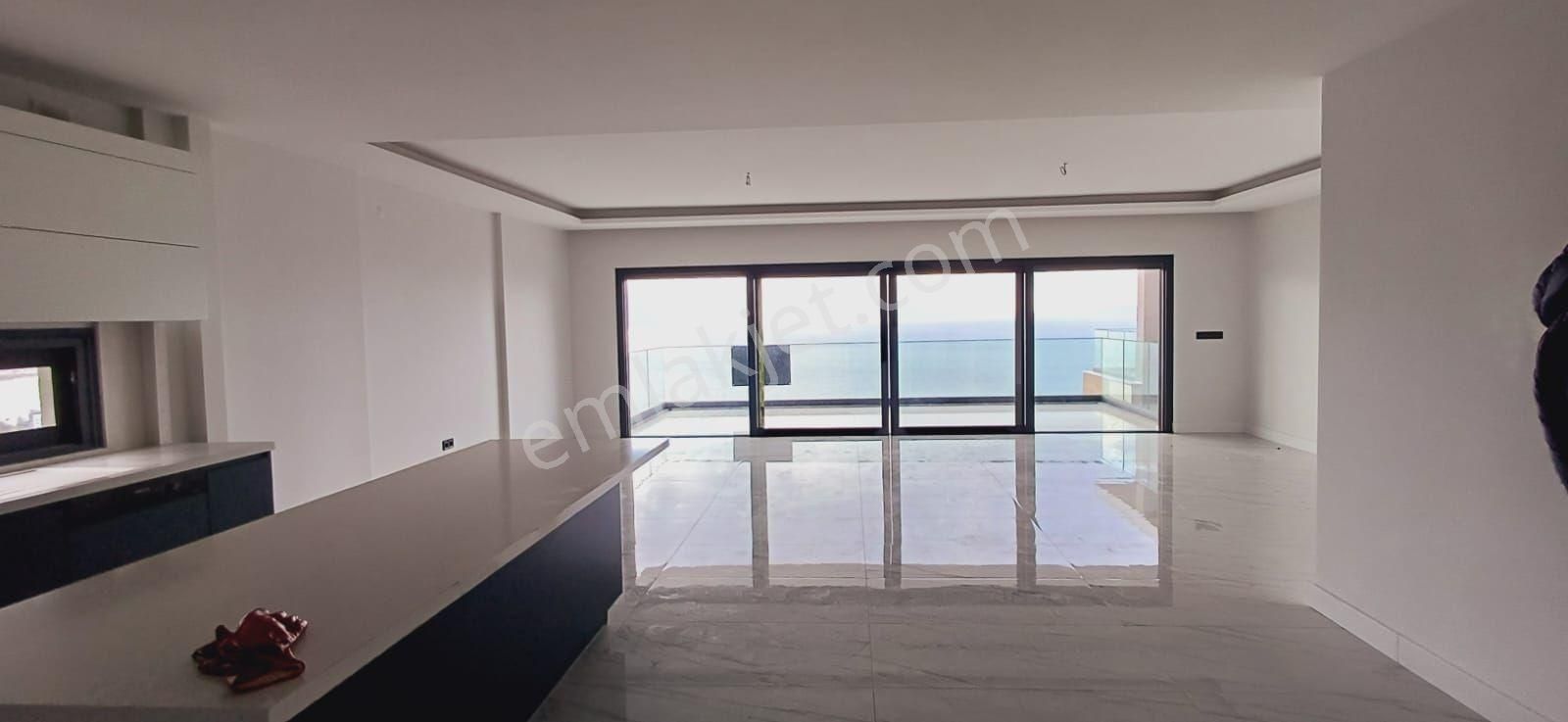 Havuzlu Sitede Panoromik Deniz Manzaralı 3+1 - Görsel 10