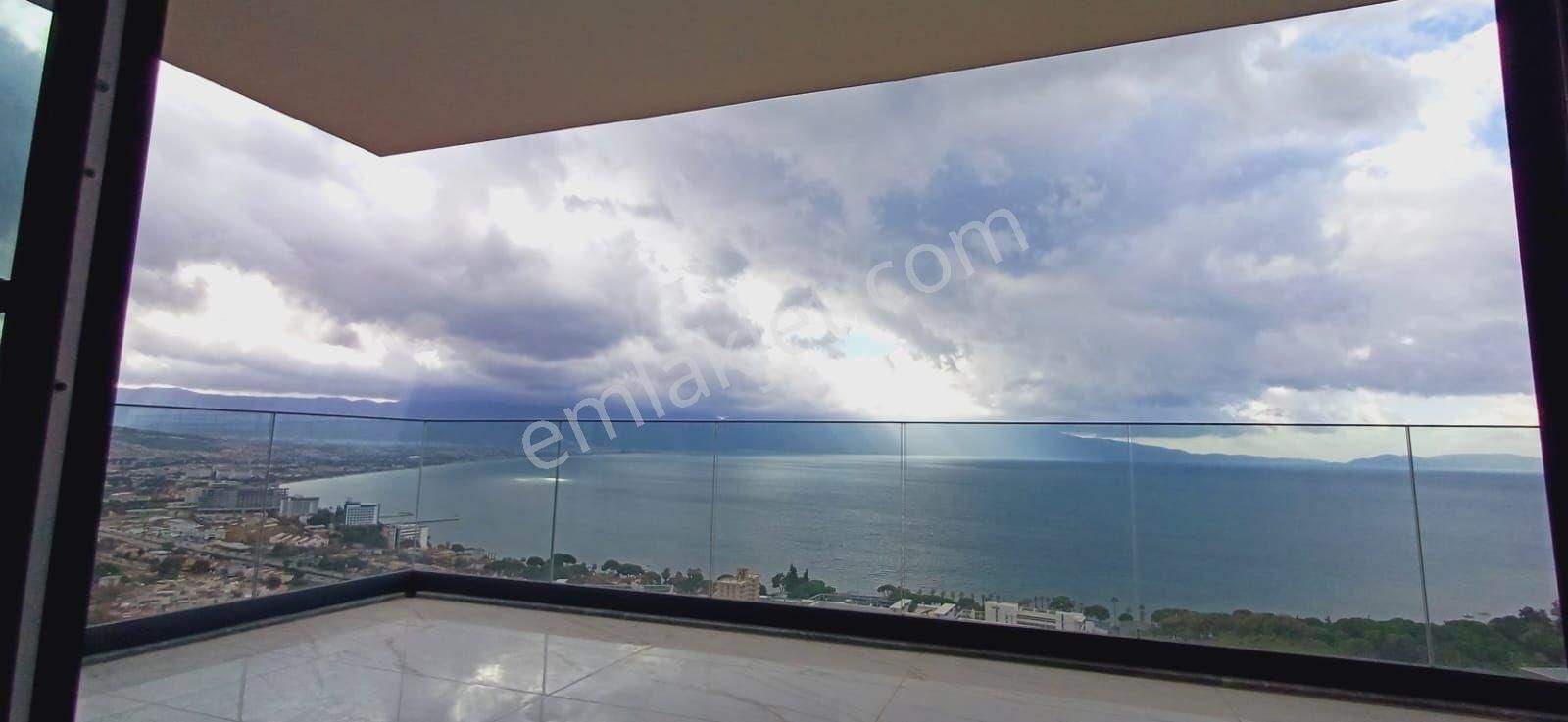 Havuzlu Sitede Panoromik Deniz Manzaralı 3+1 - Görsel 32