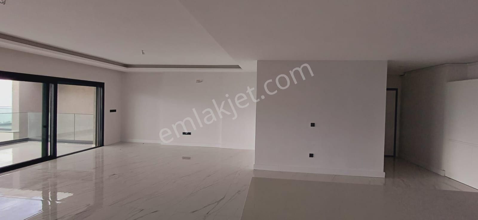 Havuzlu Sitede Panoromik Deniz Manzaralı 3+1 - Görsel 6