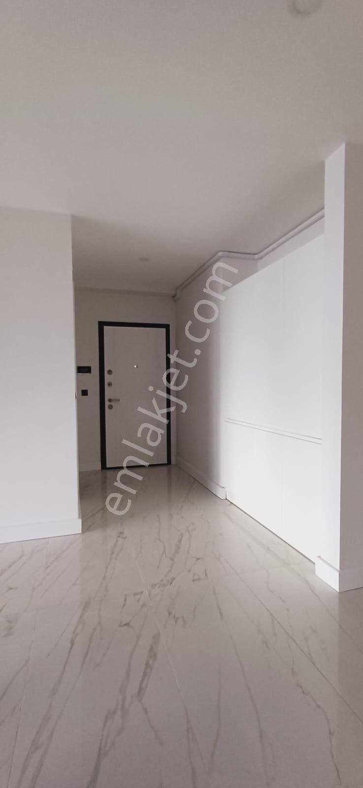 Havuzlu Sitede Panoromik Deniz Manzaralı 3+1 - Görsel 23