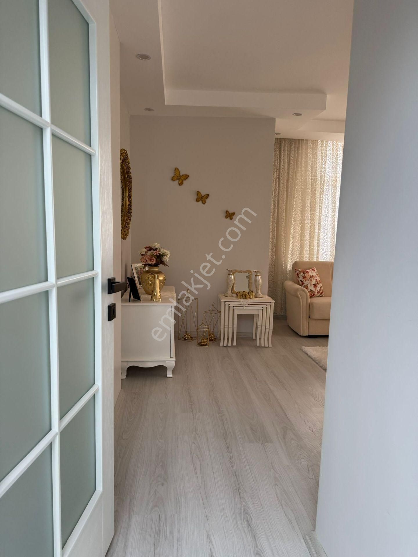 4+1mahfesığmaz 9-6 Katı 2banyo Full Yapılı 21-25yaş 180m2 Kiler Ç.odası Hasarsız Gdb Cephe - Görsel 22