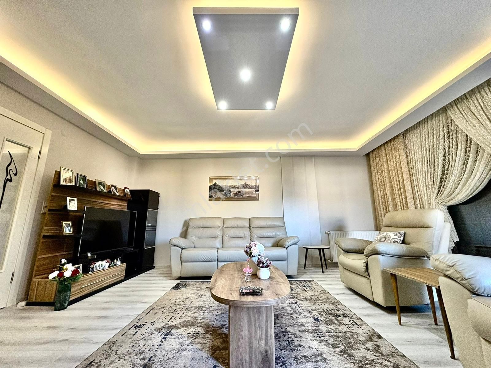 🏡 Referans'tan İkizçay'da Geniş Şık Tasarımlı 3+ 1 Daire - Görsel 13