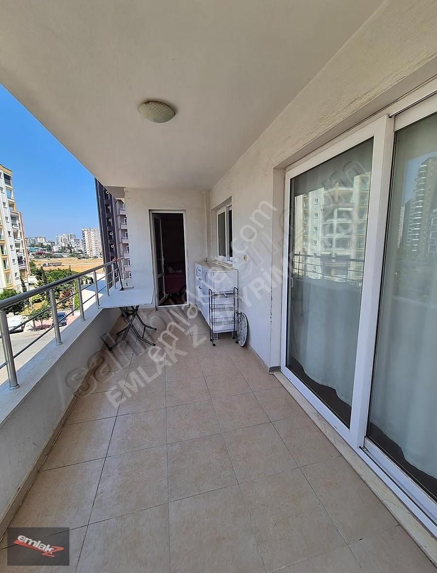 Emlak Z 'den Çiftlikköy'de Site İçi Eşyalı 2+1 Kiralık Daire - Görsel 2