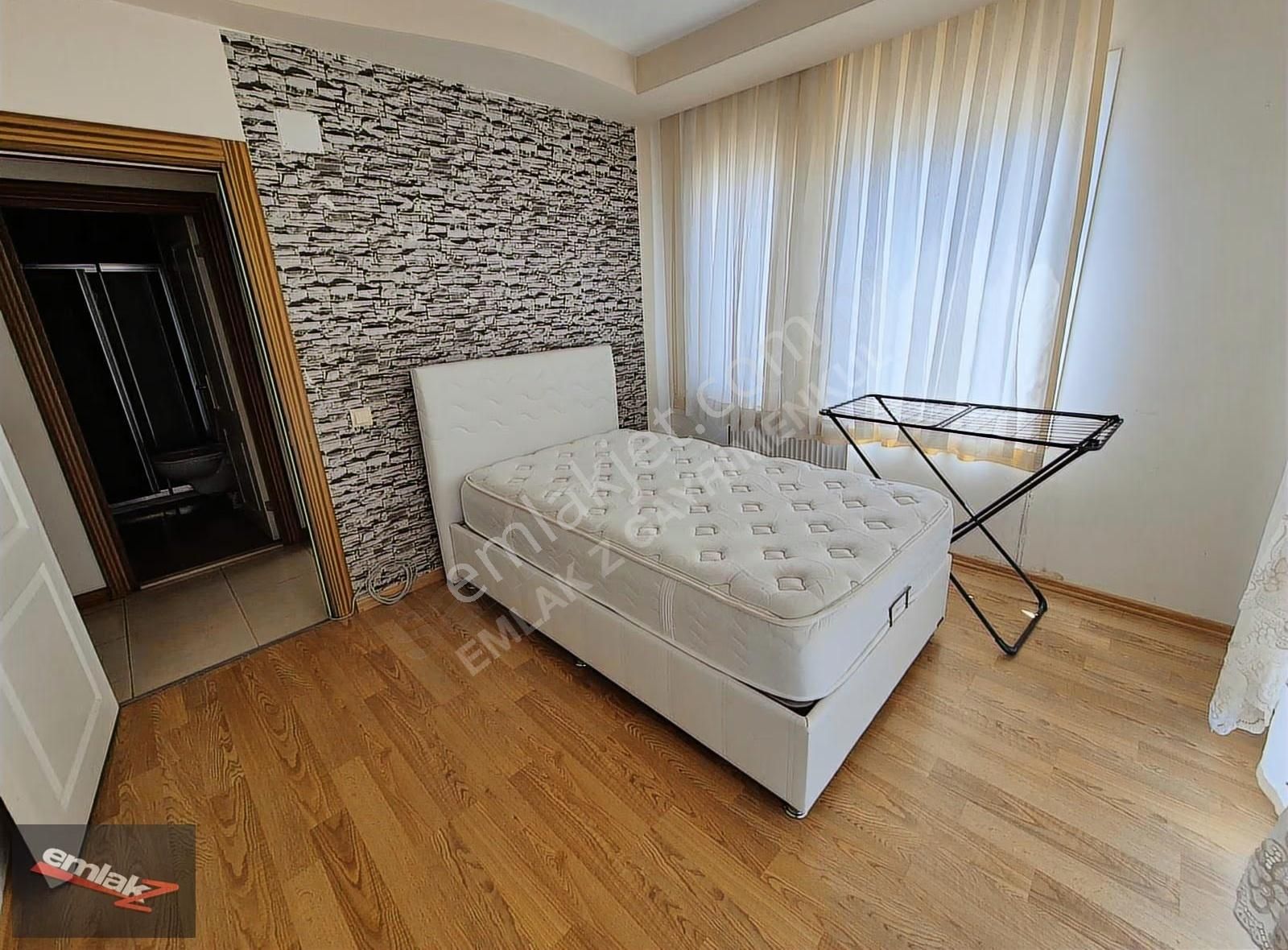 Emlak Z 'den Çiftlikköy'de Site İçi Eşyalı 2+1 Kiralık Daire - Görsel 3