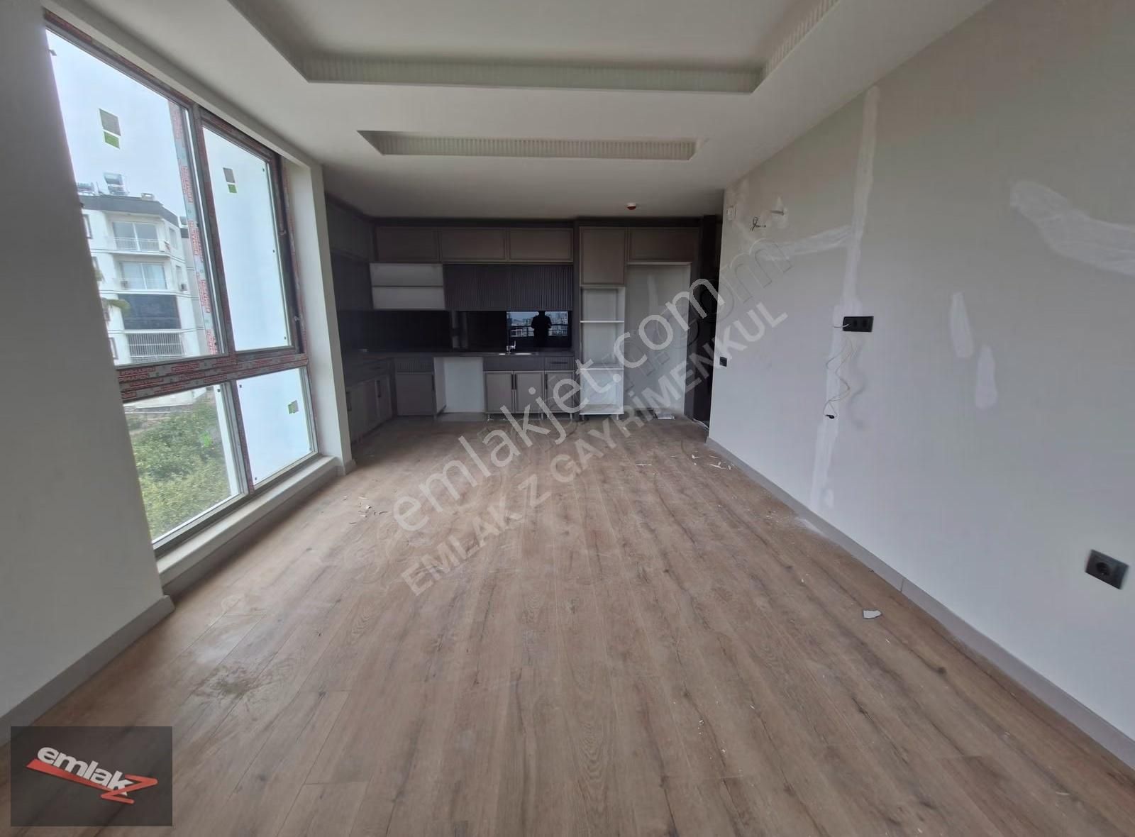 Emlak Z' Den ⫸fırsat⫸ Üniversite Cad. 2+1 Yerden Isıtmalı Daire - Görsel 5