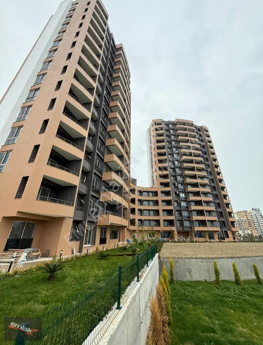 Emlak Z' Den ⫸fırsat⫸ Üniversite Cad. 2+1 Yerden Isıtmalı Daire - Görsel 3