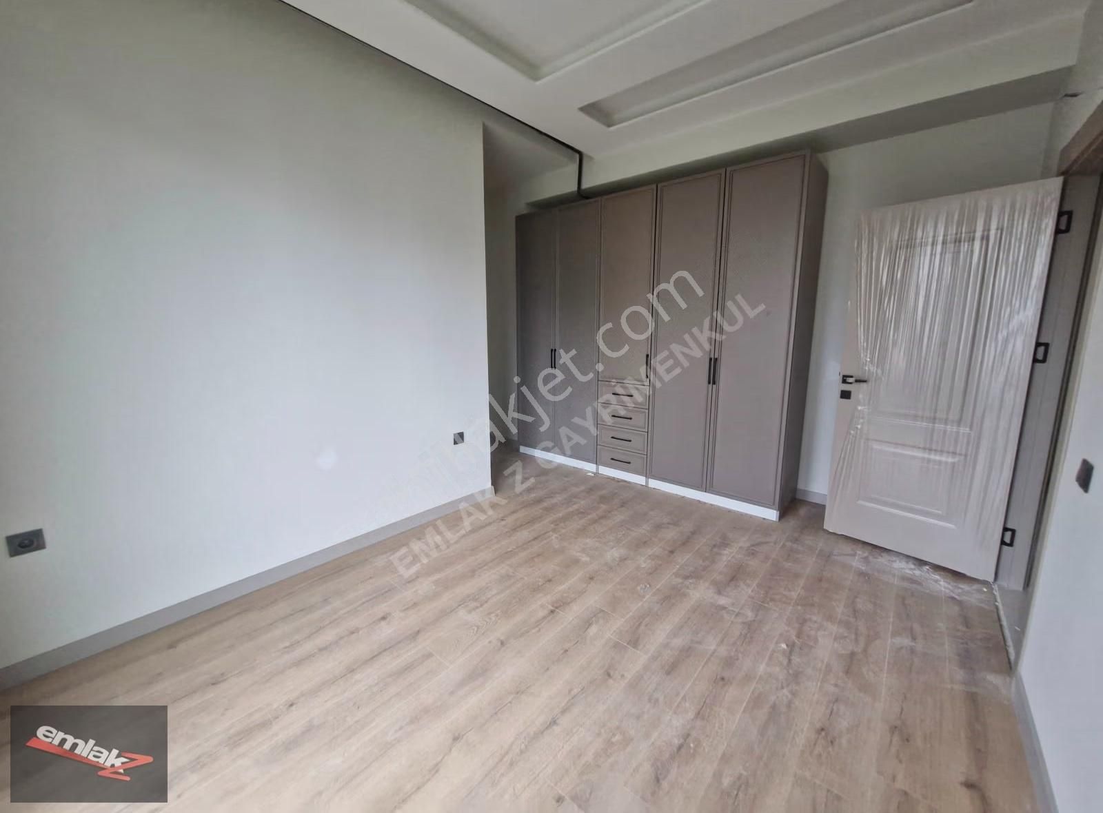 Emlak Z' Den ⫸fırsat⫸ Üniversite Cad. 2+1 Yerden Isıtmalı Daire - Görsel 10
