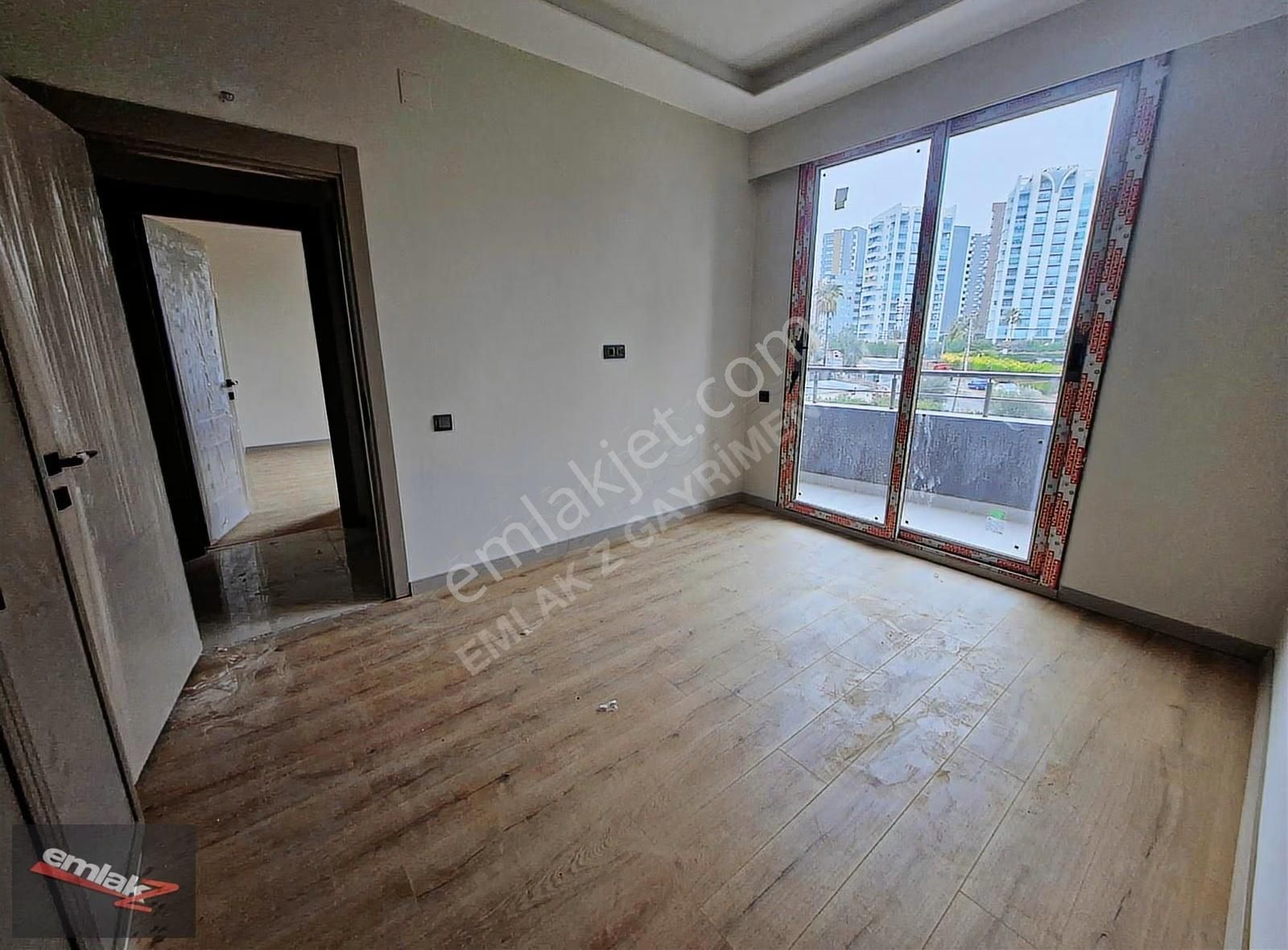 Emlak Z' Den ⫸fırsat⫸ Üniversite Cad. 2+1 Yerden Isıtmalı Daire - Görsel 14