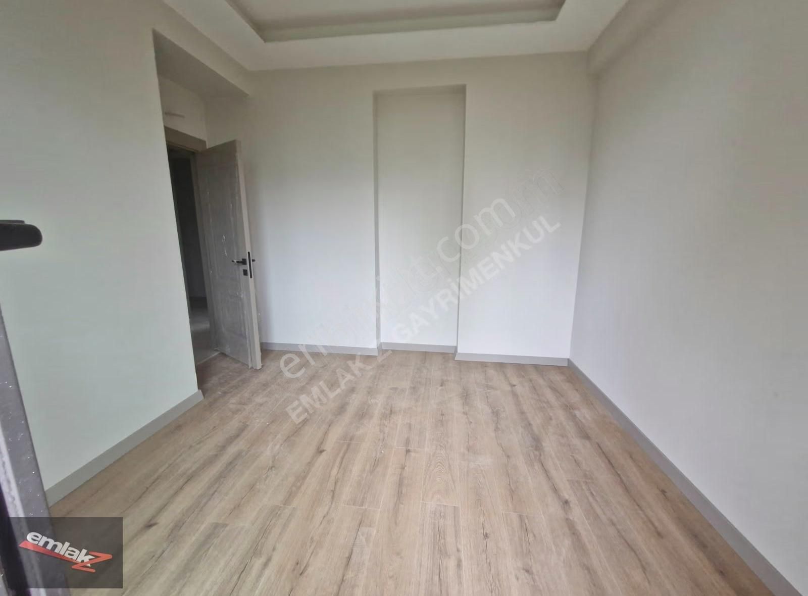 Emlak Z' Den ⫸fırsat⫸ Üniversite Cad. 2+1 Yerden Isıtmalı Daire - Görsel 17